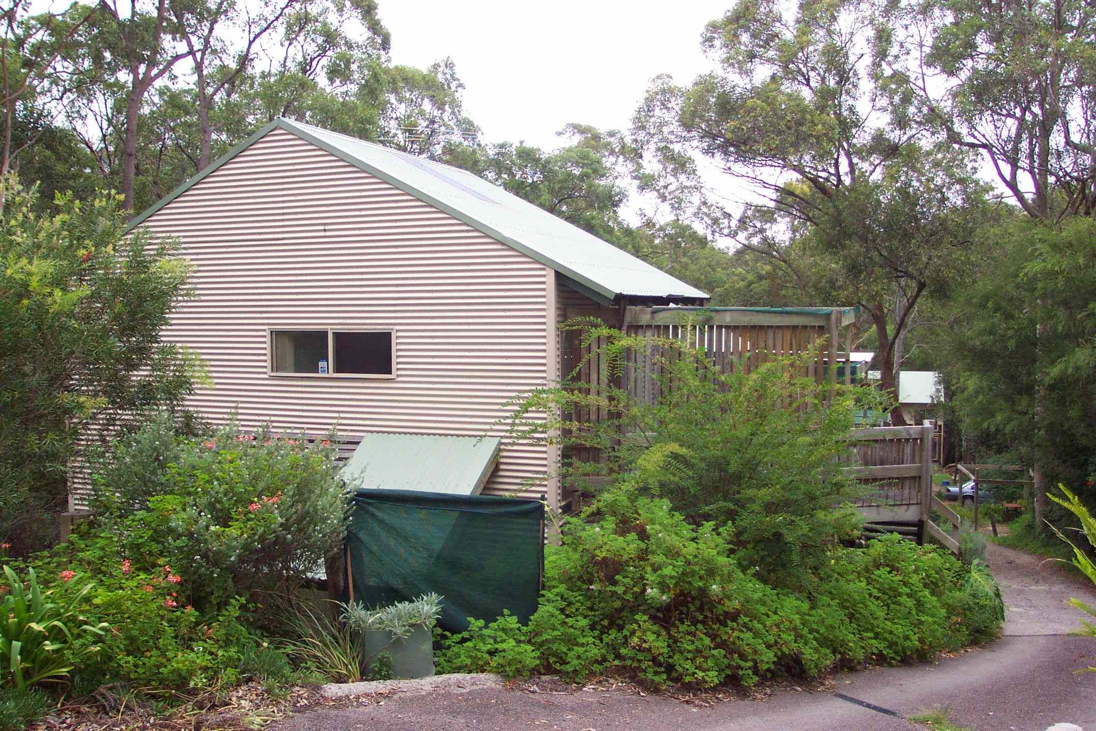 CHARMING 1-BEDROOM LOFT-STYLE UNIT IN A CONVENIENT LOCATION: NSW Toronto, NSW 2283 Unit | Prop-GPT the AI-Powered Property Portal