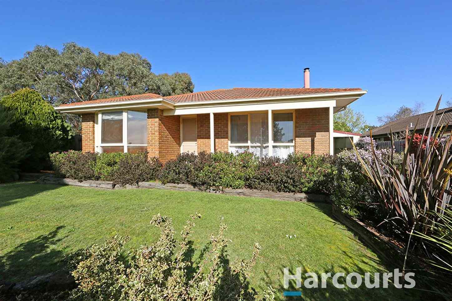 8 Beckbury Court, LYSTERFIELD, VIC 3156 - House for Rent - harcourts.net: VIC Lysterfield, VIC 3156 House | Prop-GPT the AI-Powered Property Portal