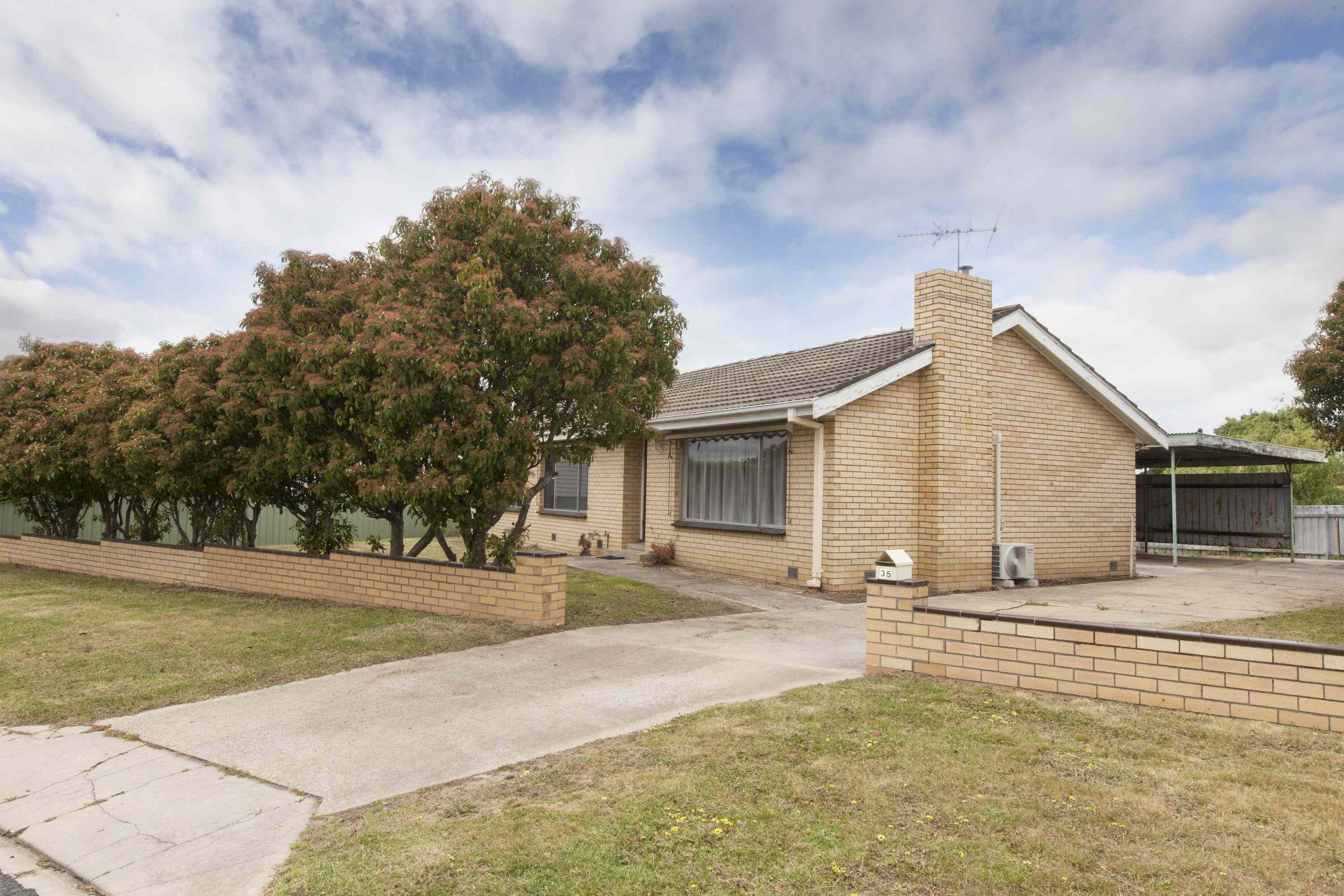 Family Home with Low-Maintenance Living: VIC Ararat, VIC 3377 House | Prop-GPT the AI-Powered Property Portal