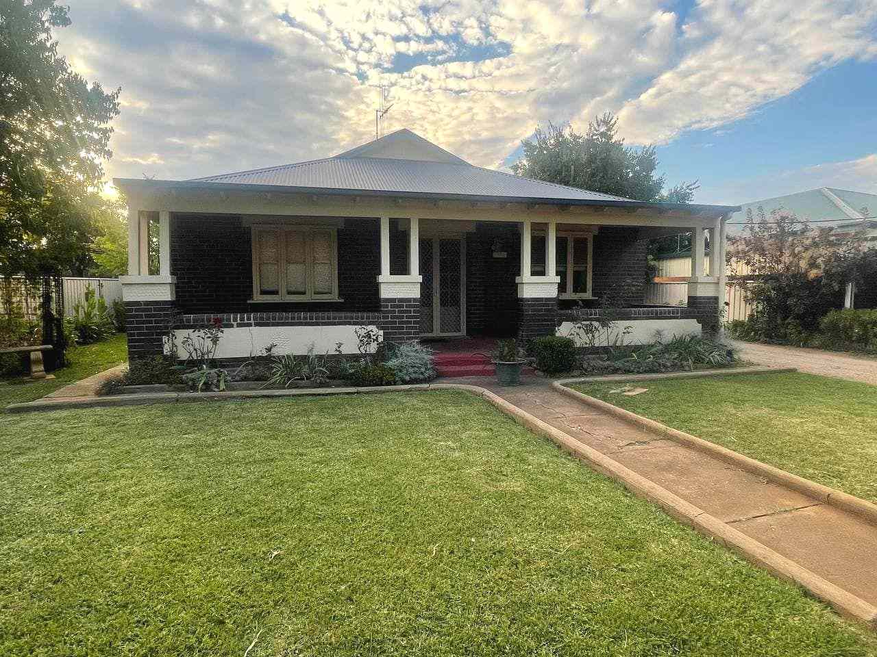 Ray White Real Estate Parkes: NSW Parkes, NSW 2870 House | Prop-GPT the AI-Powered Property Portal