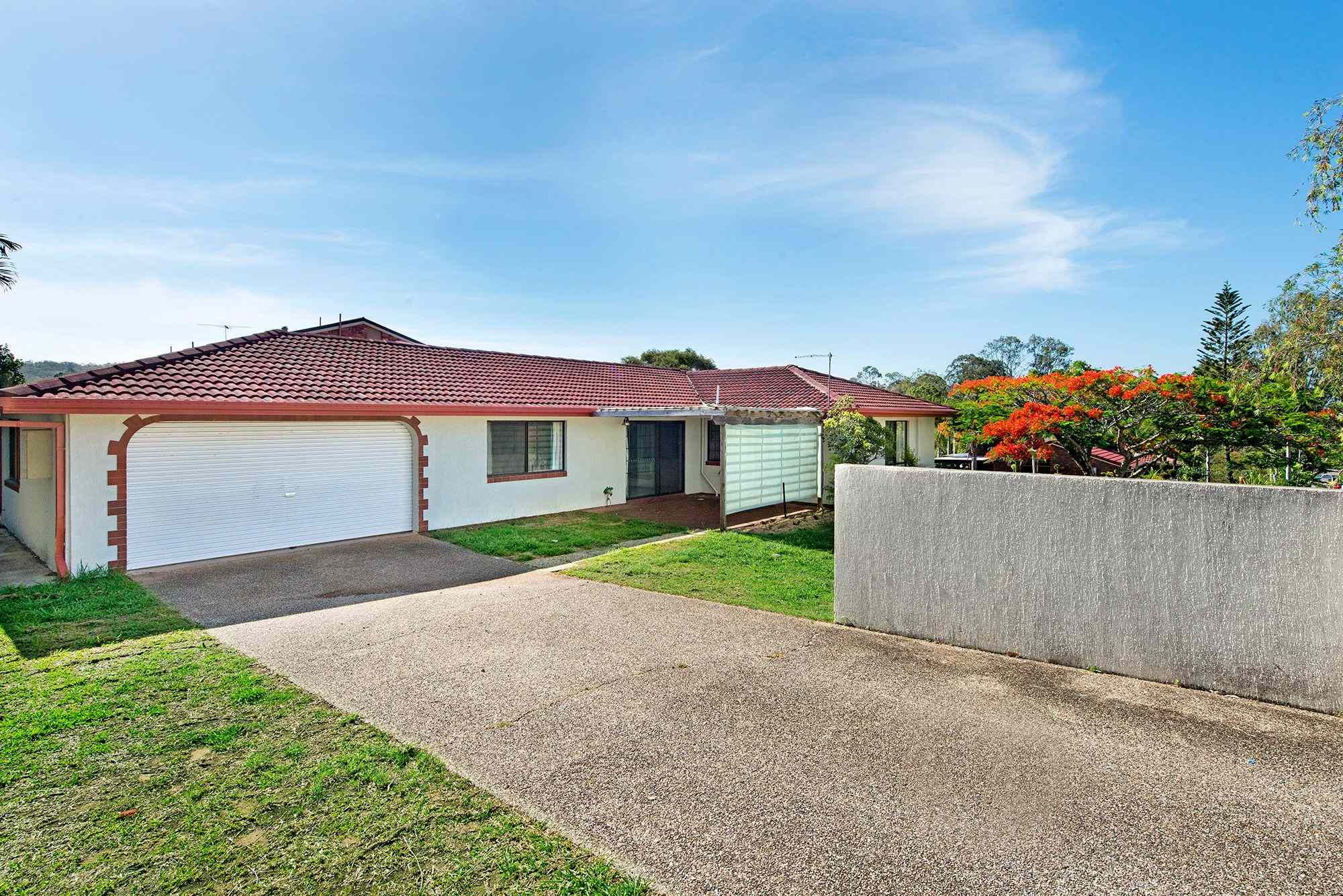 Freshly updated Family Home in Prime Carindale Location!: QLD Carindale, QLD 4152 House | Prop-GPT the AI-Powered Property Portal