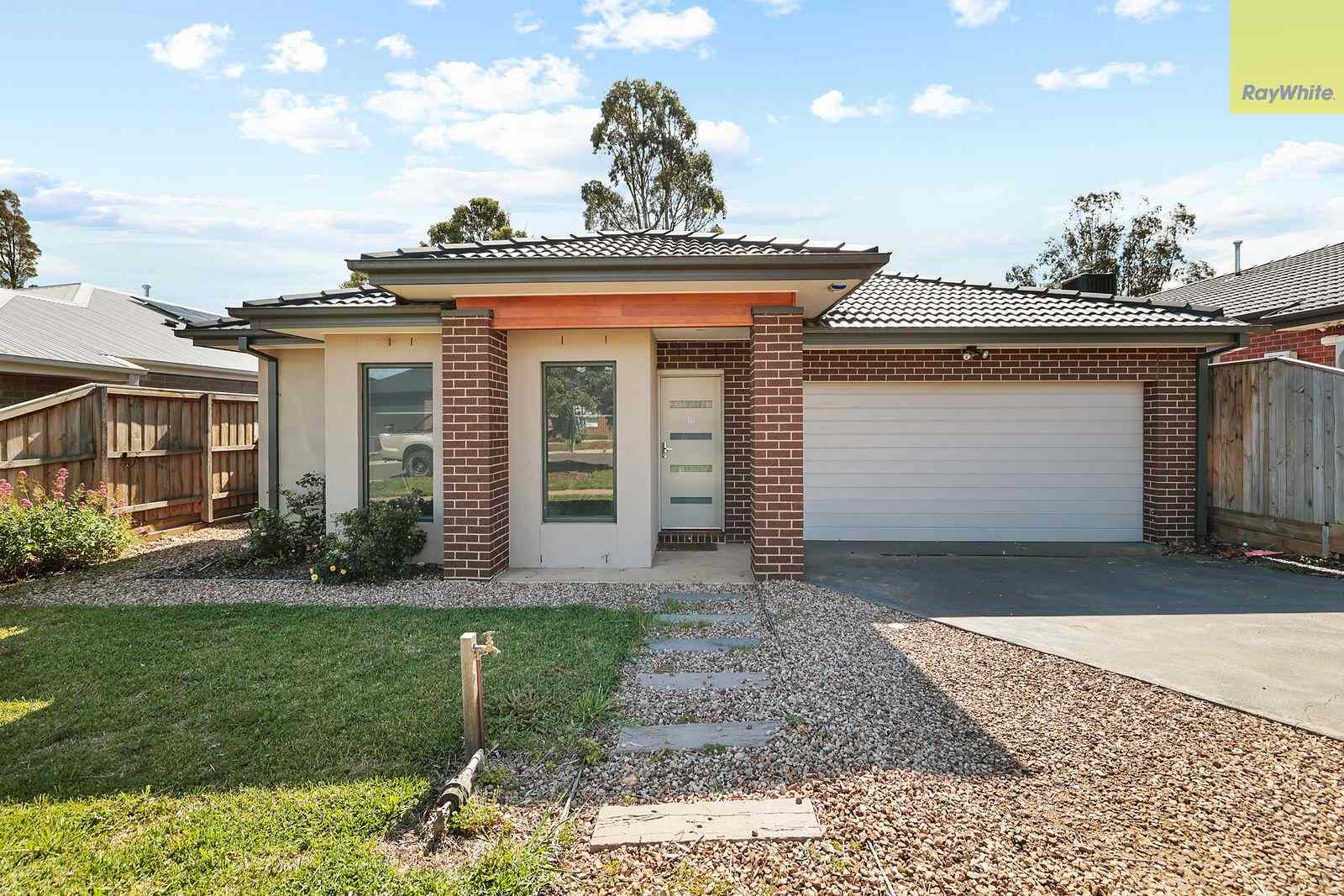 MODERN LIVING IN A PRIME LOCATION: VIC Bacchus Marsh, VIC 3340 House | Prop-GPT the AI-Powered Property Portal