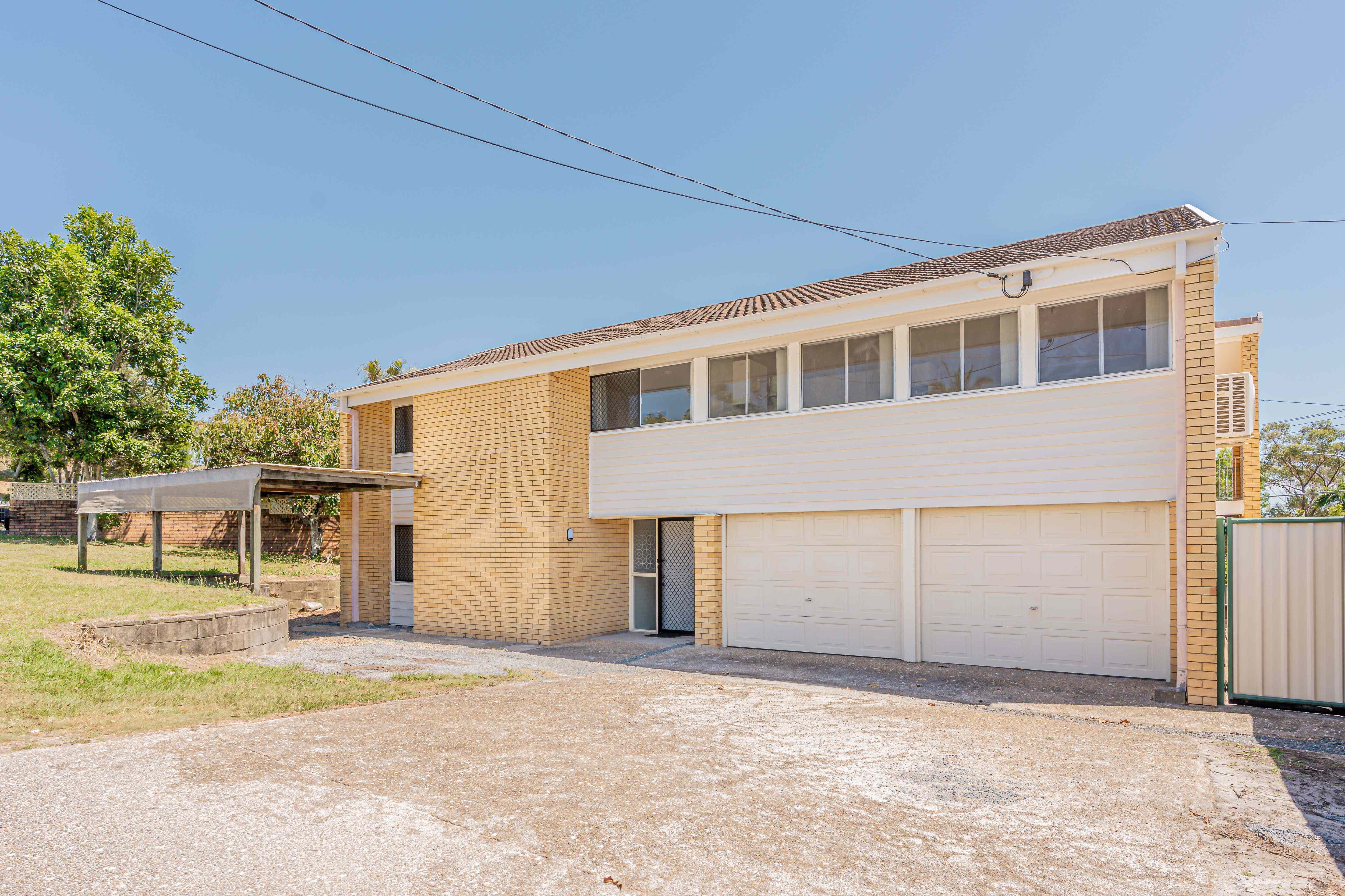 Large Beautiful Family Home - Located Near Everything!: QLD Springwood, QLD 4127 House | Prop-GPT the AI-Powered Property Portal