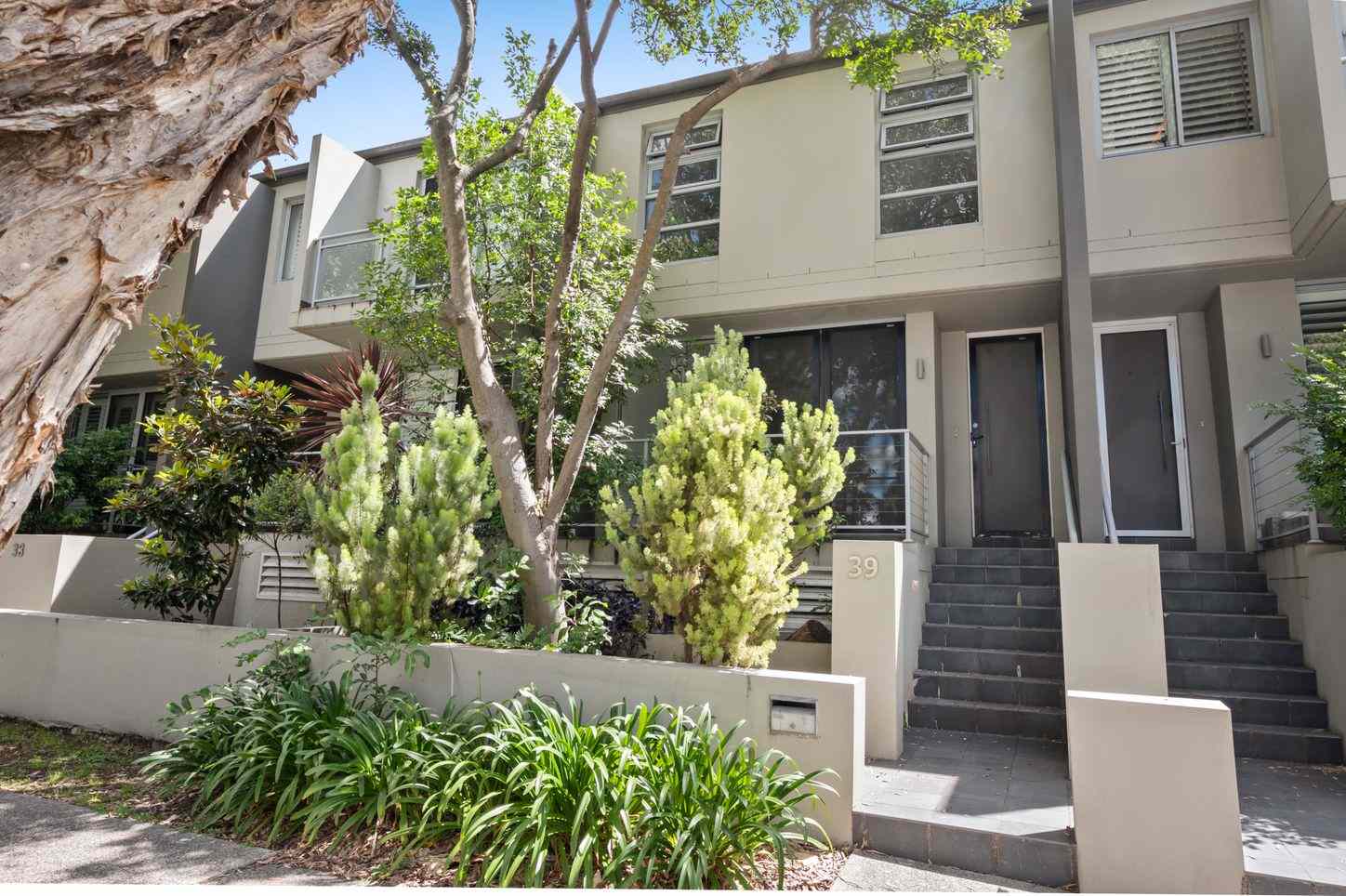 39 Ivy Street, BOTANY, NSW 2019 - Townhouse for Rent - harcourts.net: NSW Botany, NSW 2019 House | Prop-GPT the AI-Powered Property Portal
