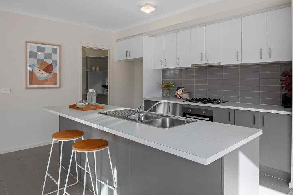 65 Wurrook Circuit, North Geelong, VIC 3215 - House for Rent - harcourts.net: VIC North Geelong, VIC 3215 House | Prop-GPT the AI-Powered Property Portal