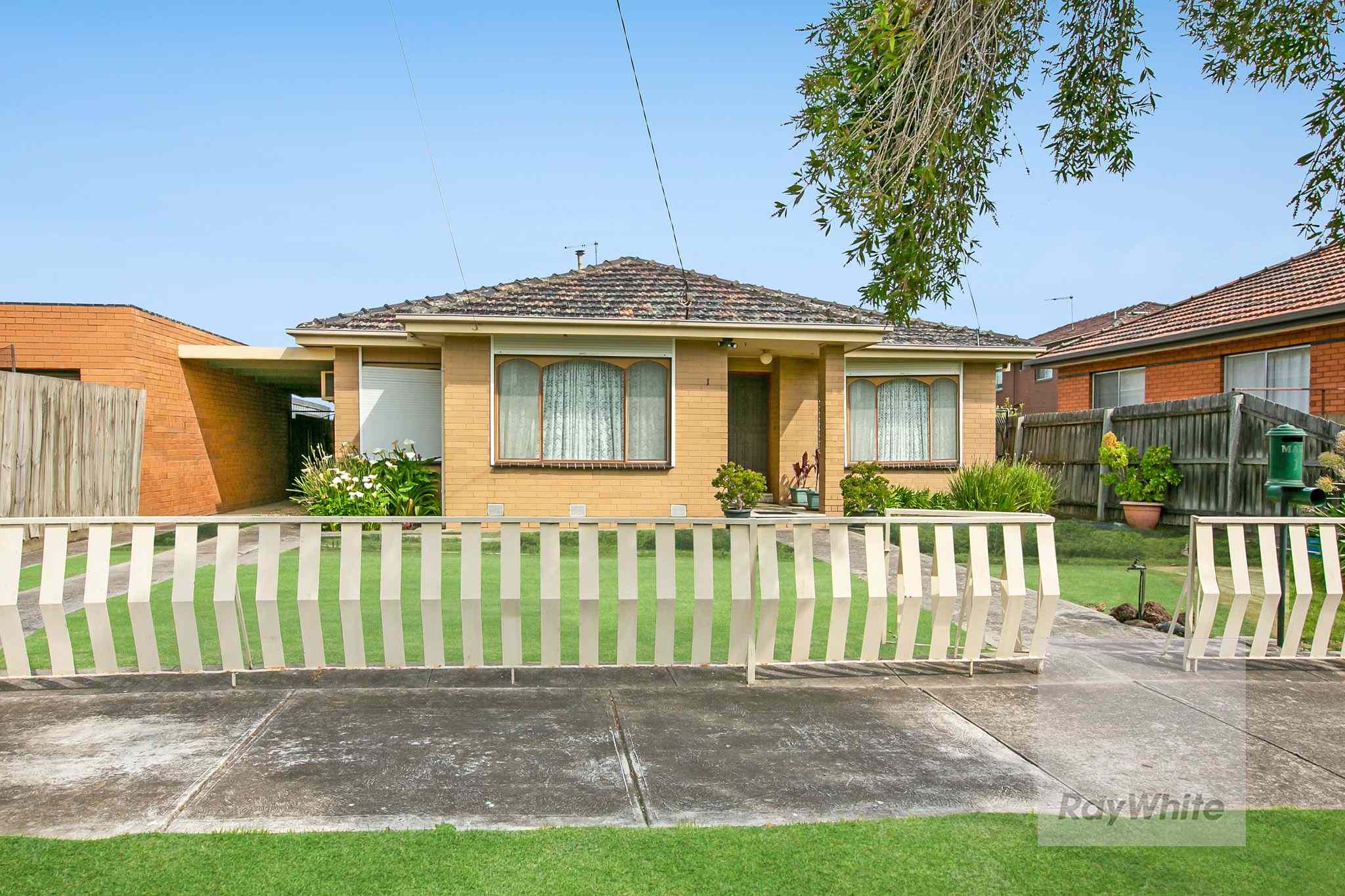 PICTURE PERFECT 3 BEDROOM WITH STUDY!!: VIC Lalor, VIC 3075 House | Prop-GPT the AI-Powered Property Portal