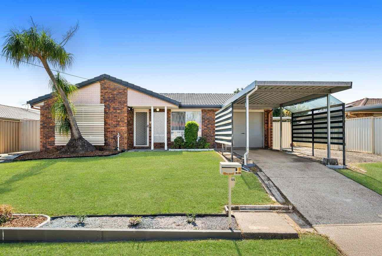 Move-In Ready Home in a Family-Friendly Street: QLD Boronia Heights, QLD 4124 House | Prop-GPT the AI-Powered Property Portal