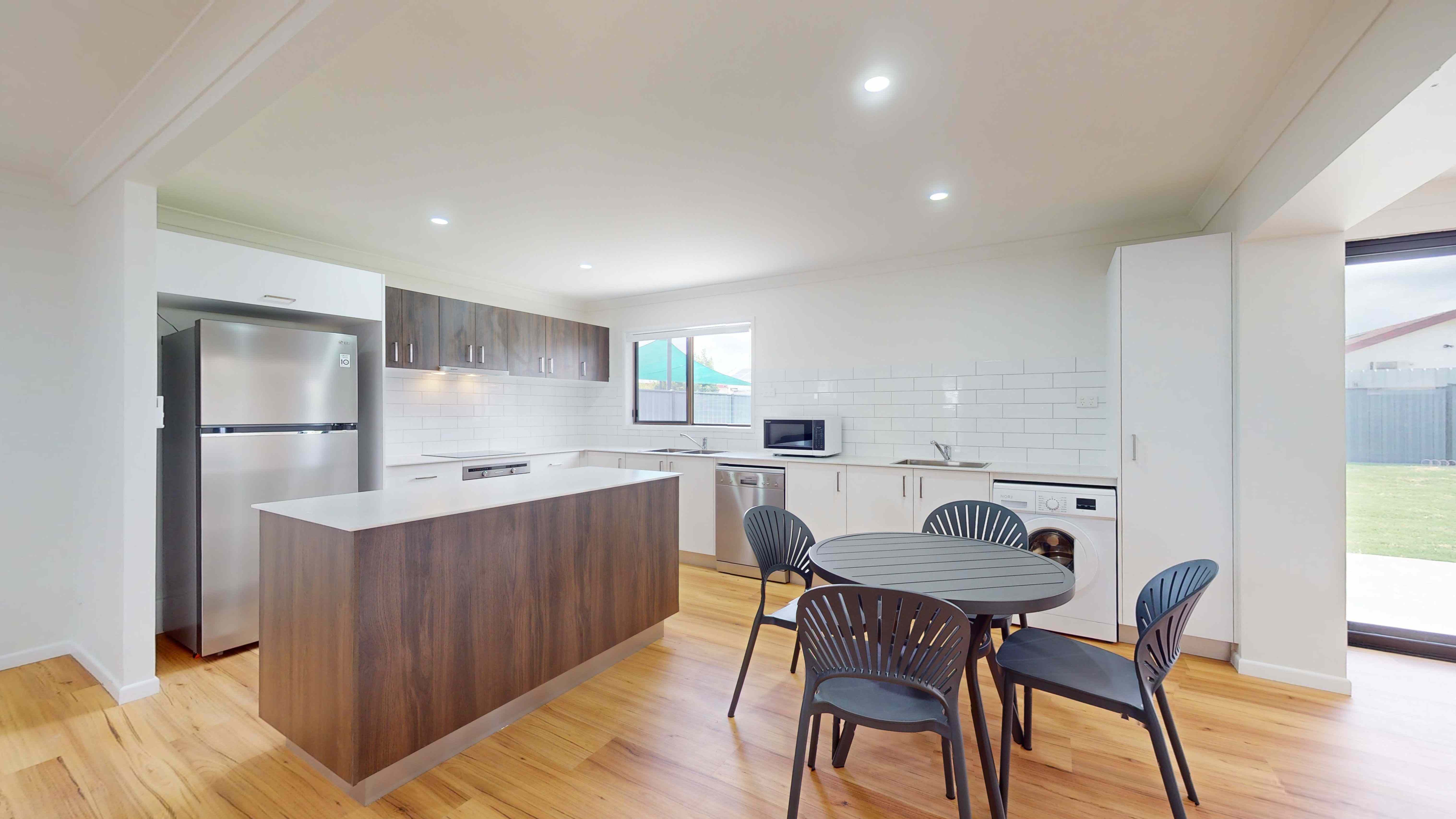 Completely Renovated Full Furnished Ensuite Room: QLD Annandale, QLD 4814 House | Prop-GPT the AI-Powered Property Portal