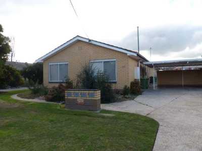 Neat & Convenient Living in Lavington: NSW Lavington, NSW 2641 House | Prop-GPT the AI-Powered Property Portal