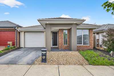 Perfectly Positioned in the Heart of Cranbourne East: VIC Cranbourne East, VIC 3977 House | Prop-GPT the AI-Powered Property Portal