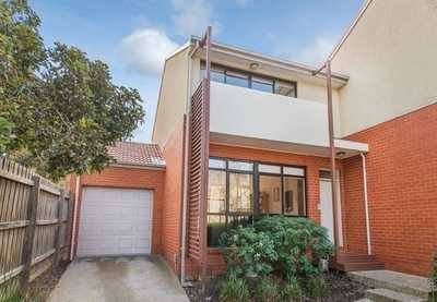 UNFURNISHED THREE-BEDROOM TOWNHOUSE IN MONASH GREEN ESTATE -: VIC Clayton, VIC 3168 Townhouse | Prop-GPT the AI-Powered Property Portal