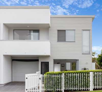 Spacious and Immaculate Townhouse: QLD Corinda, QLD 4075 Townhouse | Prop-GPT the AI-Powered Property Portal