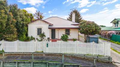 Classic Charm Meets Modern Living Near Central Mount Gambier: SA Mount Gambier, SA 5290 House | Prop-GPT the AI-Powered Property Portal
