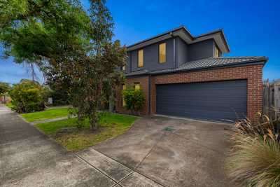 1/5 Henry Street, Pakenham, VIC 3810 - Townhouse for Rent - harcourts.net: VIC Pakenham, VIC 3810 House | Prop-GPT the AI-Powered Property Portal