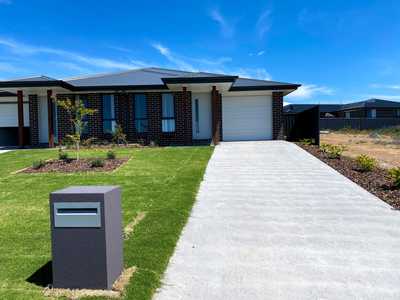 4 BEDROOM DUPLEX: NSW Goulburn, NSW 2580 DuplexSemi-detached | Prop-GPT the AI-Powered Property Portal