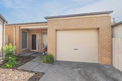 Charming home in Central Berwick: VIC Berwick, VIC 3806 Townhouse | Prop-GPT the AI-Powered Property Portal