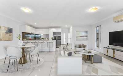 Townhouse in Parkinson Huge, Contemporary Duplex Style 4 Beds Townhome. Walk to the Beautiful Lakewood Avenue Park!: QLD Parkinson, QLD 4115 Townhouse | Prop-GPT the AI-Powered Property Portal