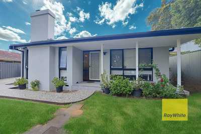 FRESHLY RENOVATED MODERN 3 BEDROOM HOME!!: VIC Endeavour Hills, VIC 3802 Unit | Prop-GPT the AI-Powered Property Portal