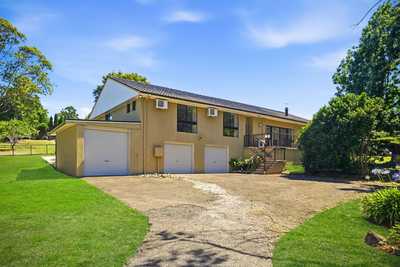 GRAND FAMILY HOME !: NSW Galston, NSW 2159 House | Prop-GPT the AI-Powered Property Portal