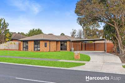 44 Smethurst Avenue, Pakenham, VIC 3810 - House for Rent - harcourts.net: VIC Pakenham, VIC 3810 House | Prop-GPT the AI-Powered Property Portal