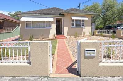 31 Florence Avenue, EASTLAKES, NSW 2018 - House for Rent - harcourts.net: NSW Eastlakes, NSW 2018 House | Prop-GPT the AI-Powered Property Portal