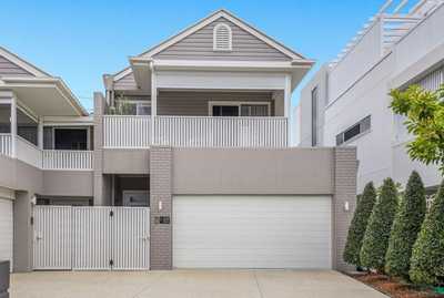 2/9 Sapphire Street, Hollywell, QLD 4216 - House for Rent - harcourts.net: QLD Hollywell, QLD 4216 House | Prop-GPT the AI-Powered Property Portal