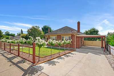 Fully Furnished Home Close to Bendigo Hospital: VIC North Bendigo, VIC 3550 House | Prop-GPT the AI-Powered Property Portal