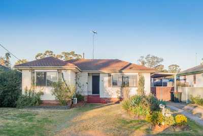 Three bedroom home with large sunroom: NSW Whalan, NSW 2770 House | Prop-GPT the AI-Powered Property Portal
