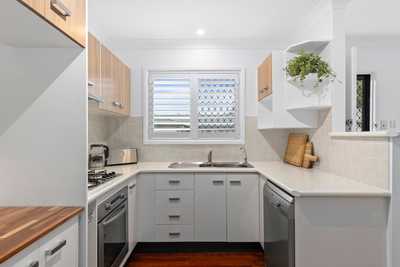 Renovated and furnished - Walk to the Royal Brisbane & Womens Hospital!: QLD Herston, QLD 4006 Unit | Prop-GPT the AI-Powered Property Portal