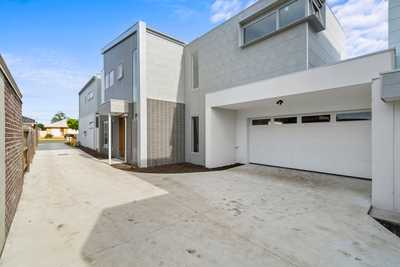 Spacious Family Living in Glenroy: VIC Glenroy, VIC 3046 Townhouse | Prop-GPT the AI-Powered Property Portal