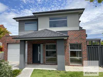 Modern, Spacious & Light Filled Townhouse!: VIC Reservoir, VIC 3073 Townhouse | Prop-GPT the AI-Powered Property Portal