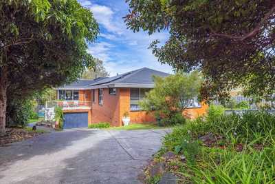 SUBSTANTIAL FAMILY HOME WITH POOL IN PRIME LOCATION: VIC Frankston South, VIC 3199 House | Prop-GPT the AI-Powered Property Portal