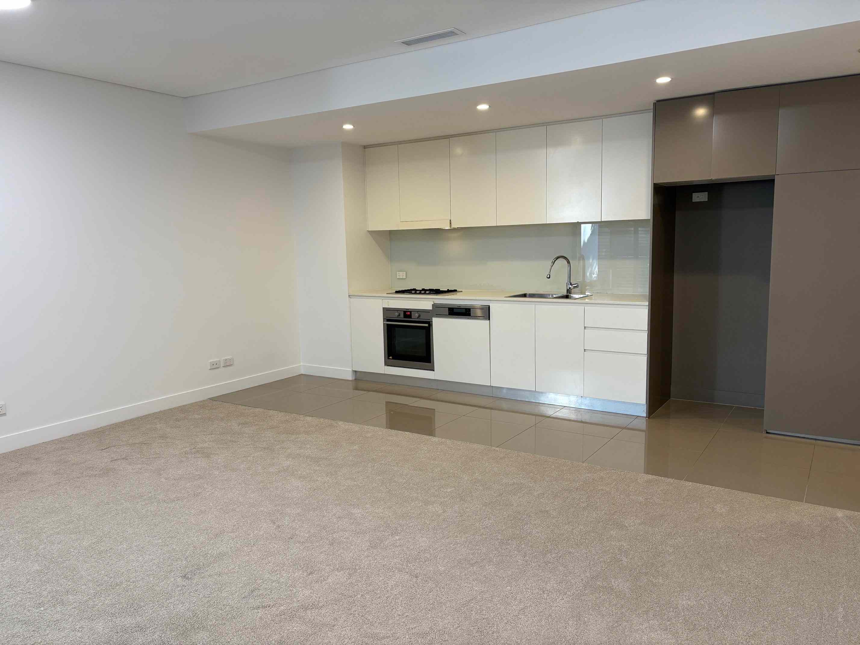 Home For Rent: NSW Mascot, NSW 2020 Apartment | Prop-GPT the AI-Powered Property Portal