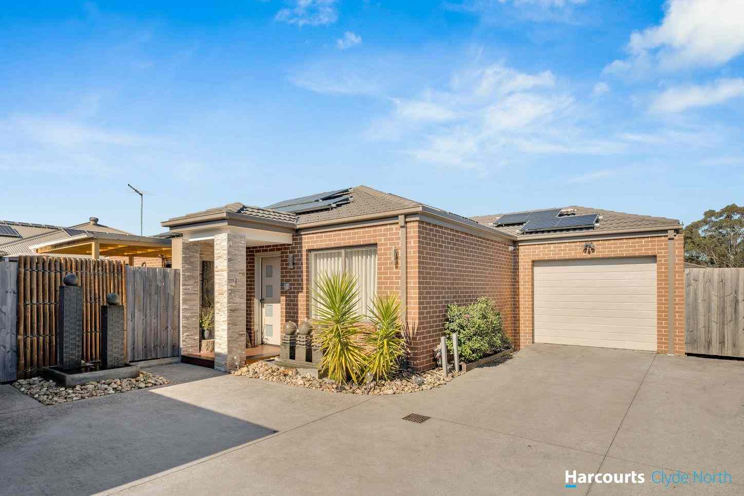 Prop-GPT: House: VIC Pakenham, VIC 3810 Victoria 3810