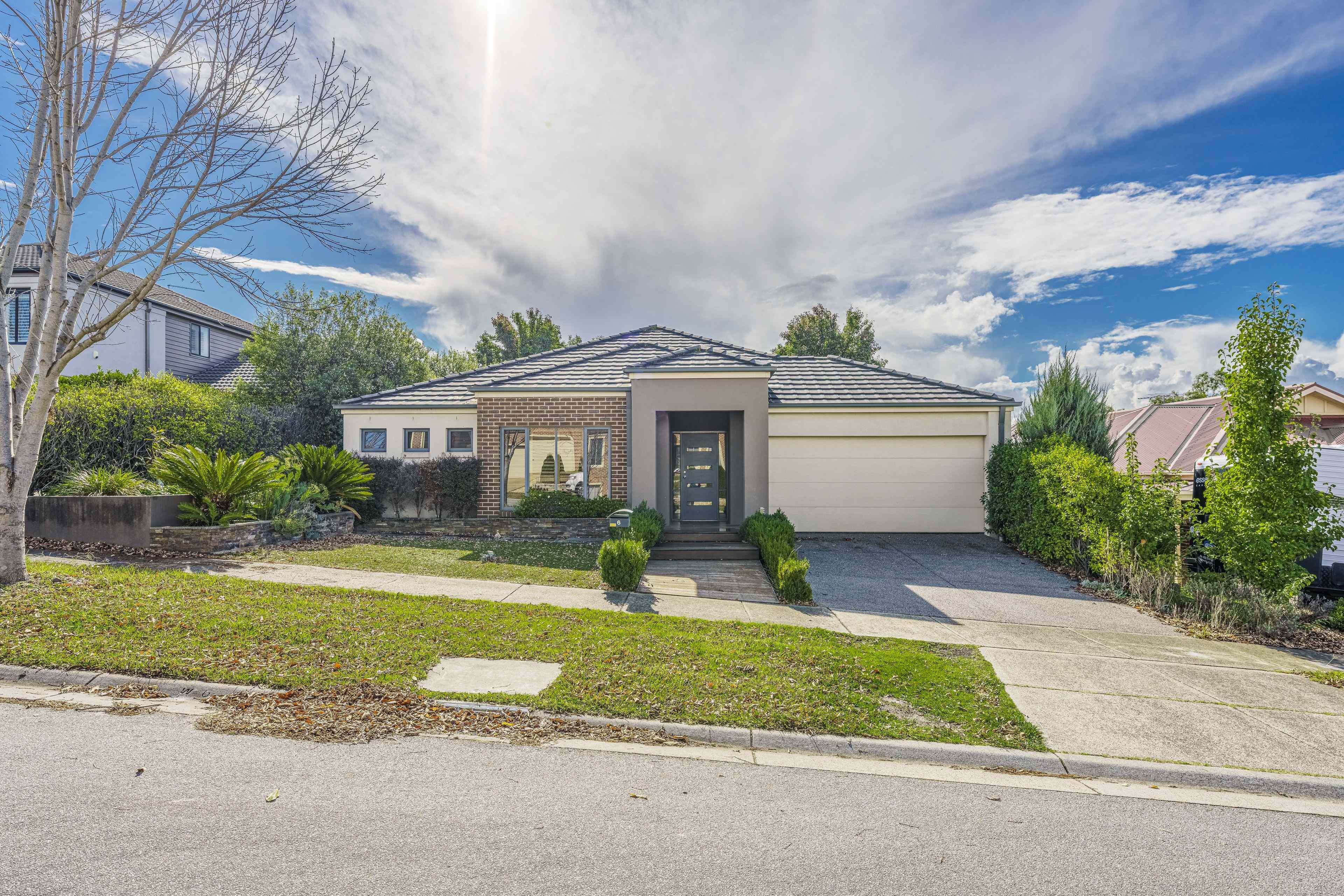 Home For Rent: VIC Berwick, VIC 3806 House | Prop-GPT the AI-Powered Property Portal