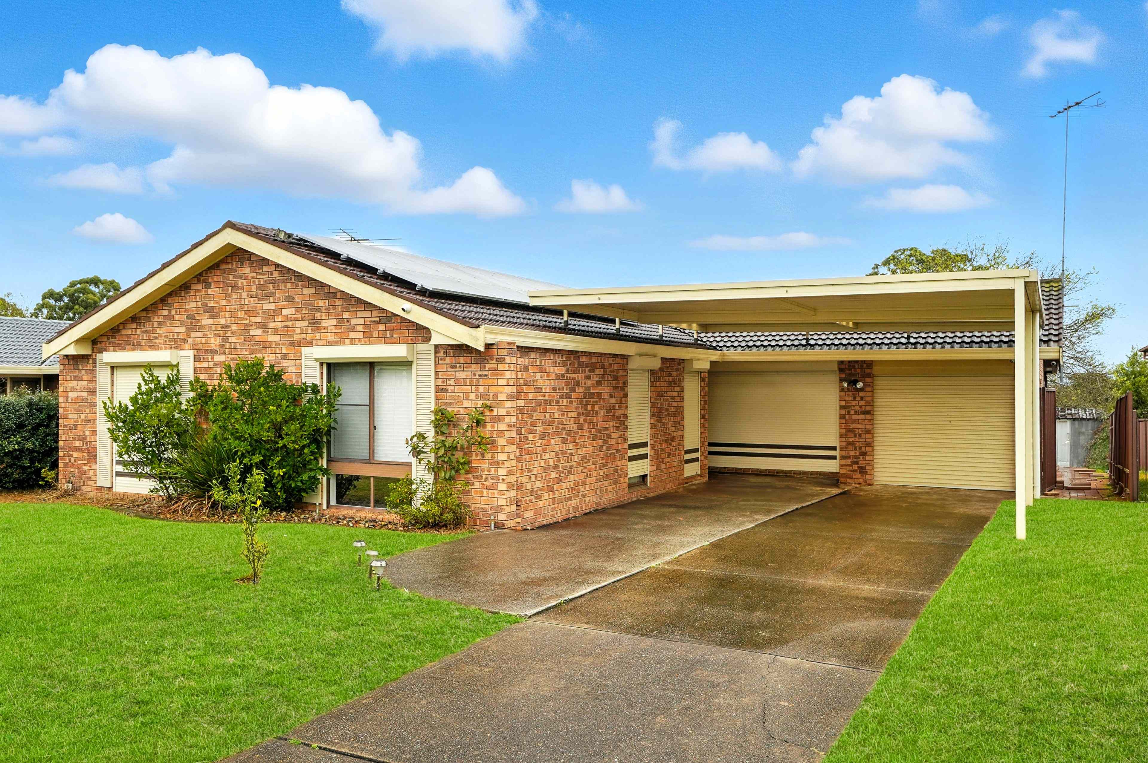 Home For Rent: NSW St Clair, NSW 2759 House | Prop-GPT the AI-Powered Property Portal