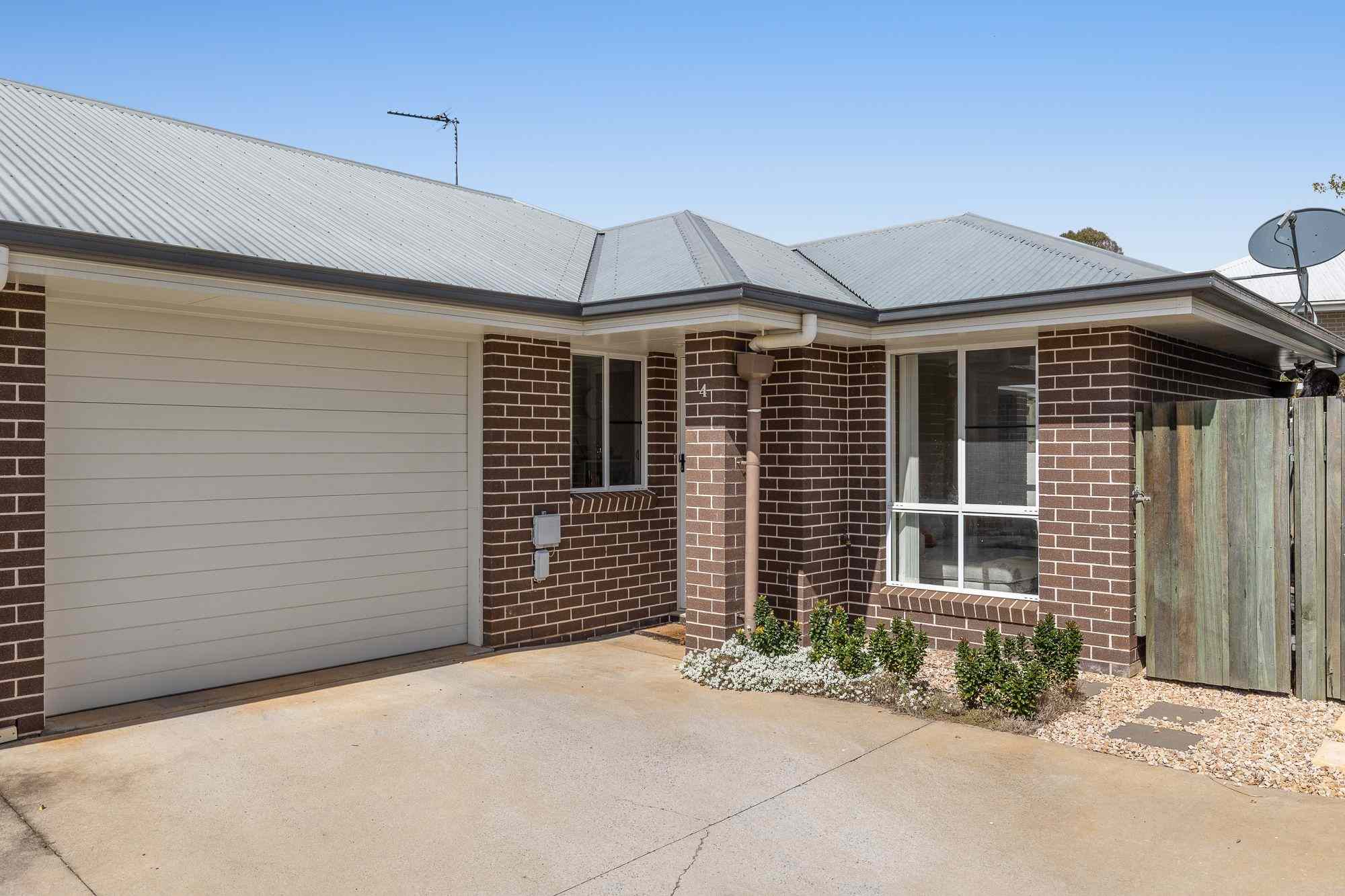 Home For Rent: QLD Kearneys Spring, QLD 4350 Unit | Prop-GPT the AI-Powered Property Portal