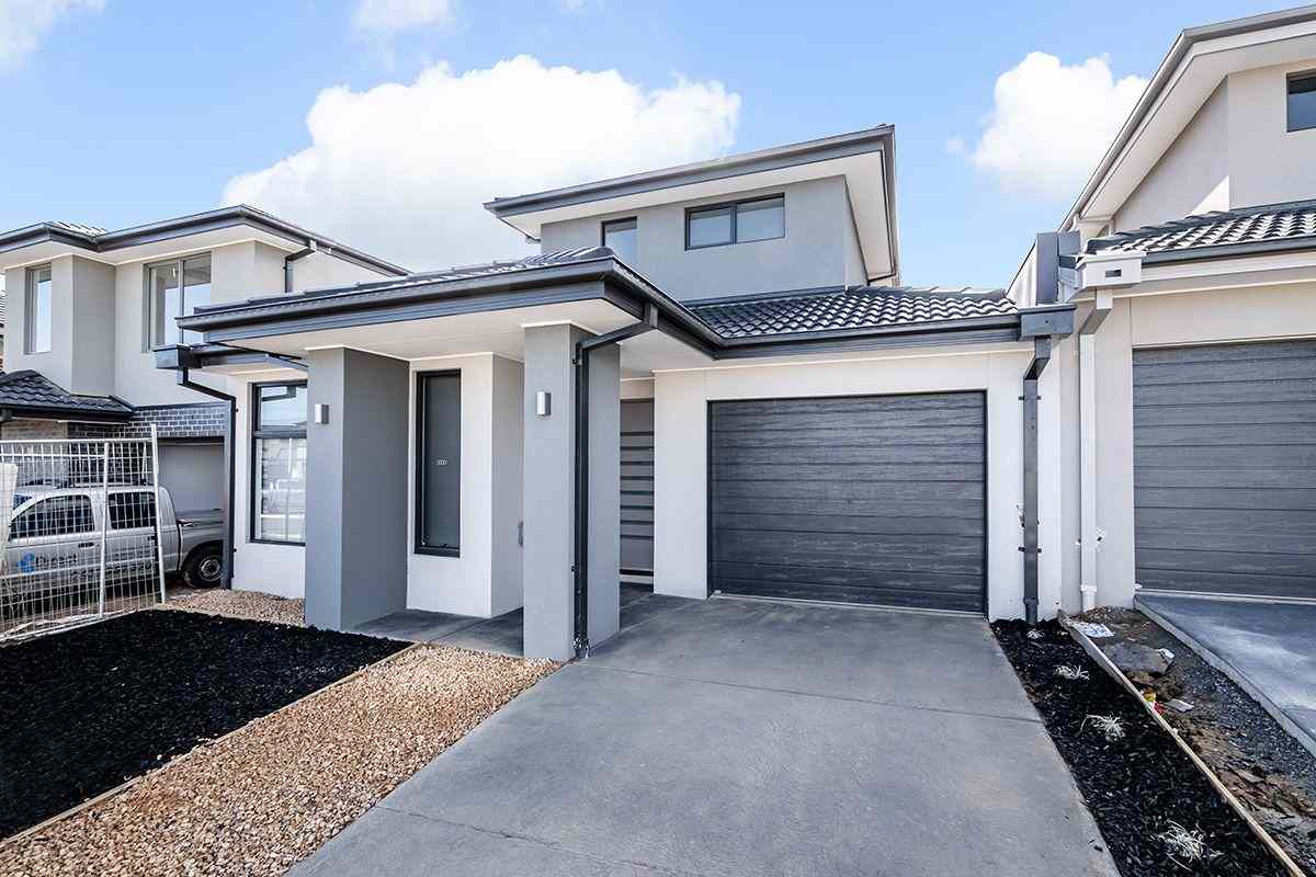 Home For Rent: VIC Clyde North, VIC 3978 House | Prop-GPT the AI-Powered Property Portal