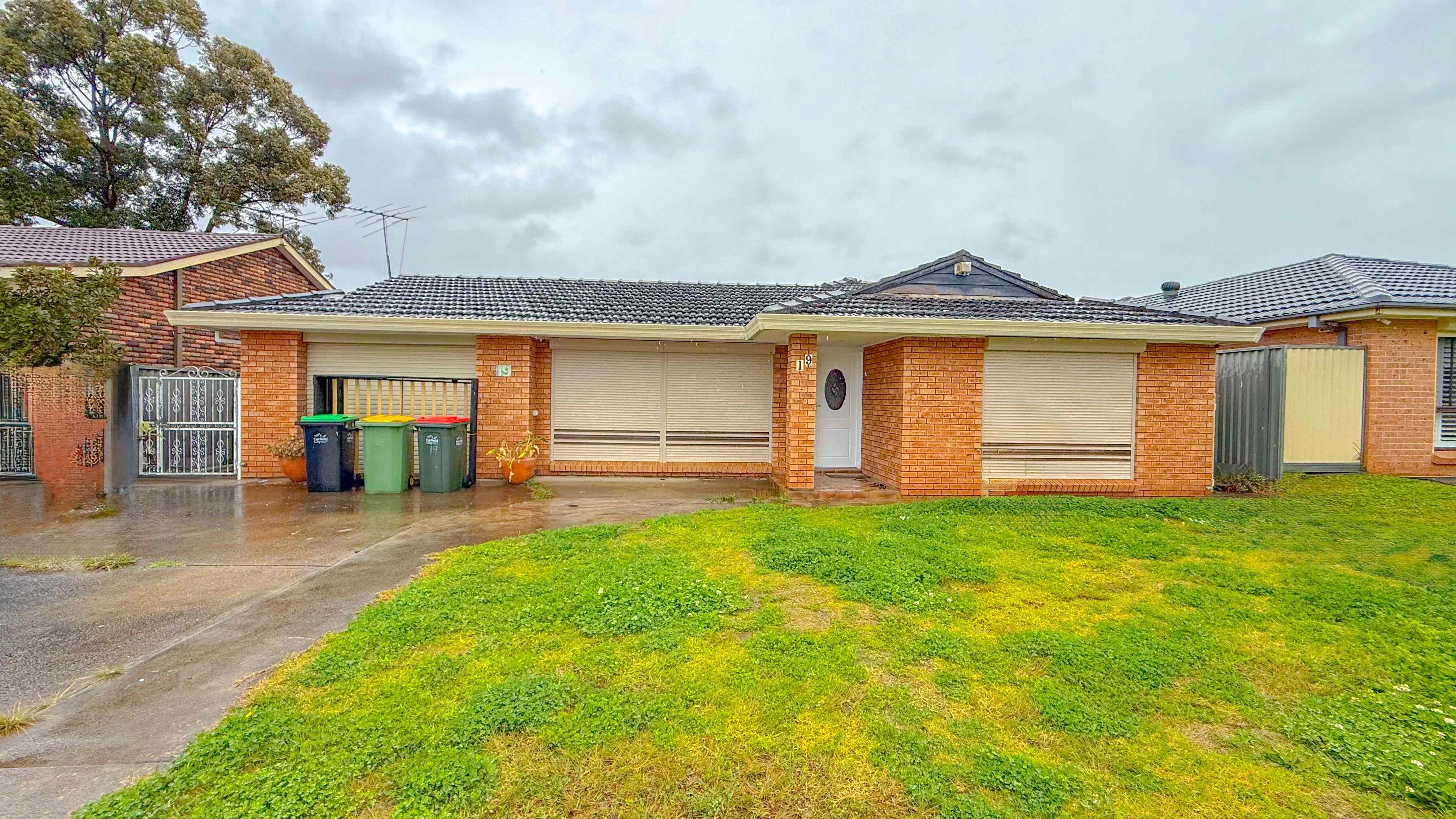 Home For Rent: NSW Greenfield Park, NSW 2176 House | Prop-GPT the AI-Powered Property Portal