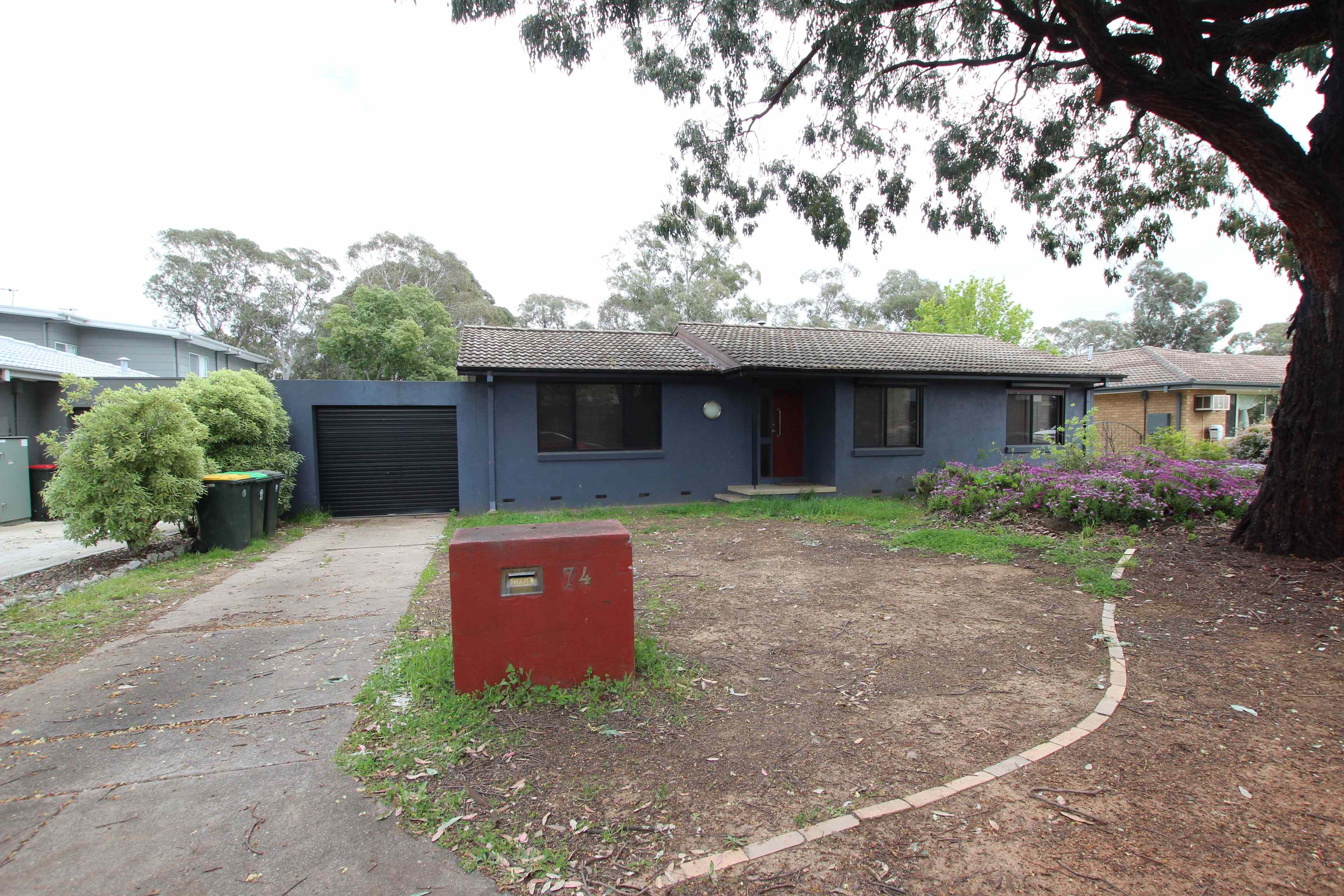 Prop-GPT: House: ACT Kaleen, ACT 2617 Home For Rent