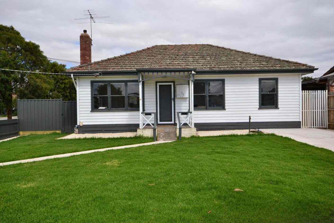 Prop-GPT: House: VIC Deer Park, VIC 3023 Home For Rent