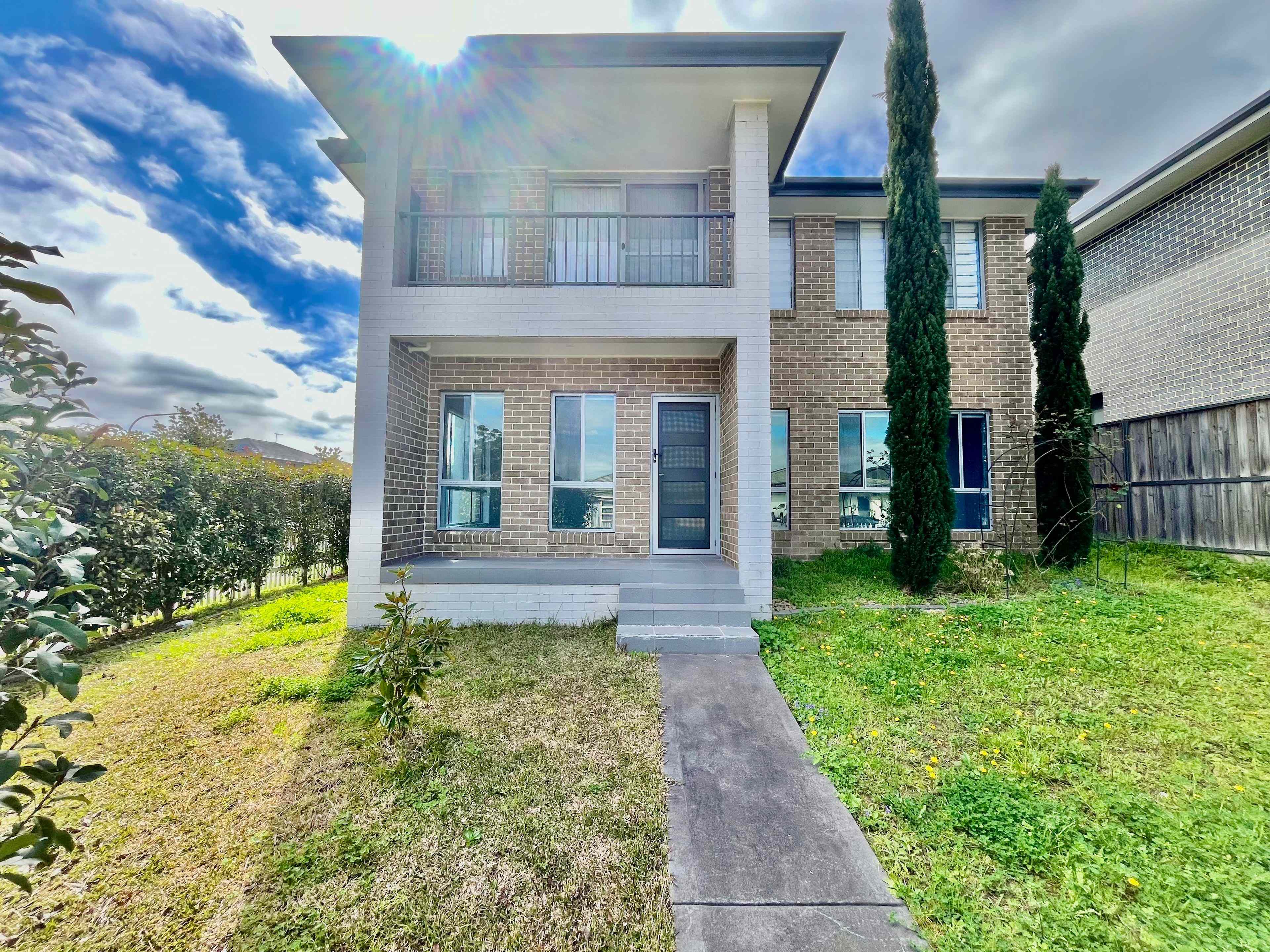 Prop-GPT: House: NSW Kellyville, NSW 2155 Home For Rent