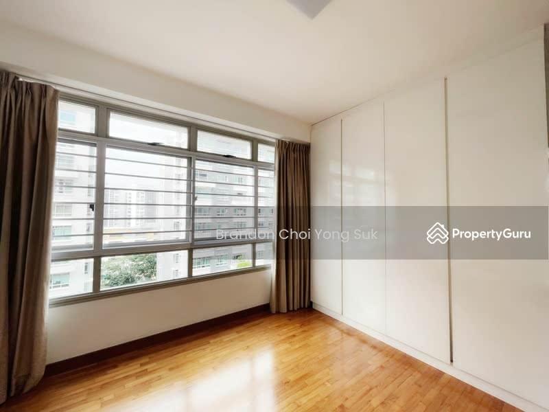 Prop-GPT: HDB Flat: D19 Punggol 306C Punggol Place