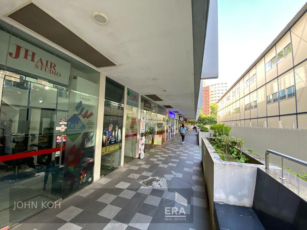 HDB - Shop for Sale, Upper Serangoon Road The Midtown, SGD 1,910,650 | Leasehold 99