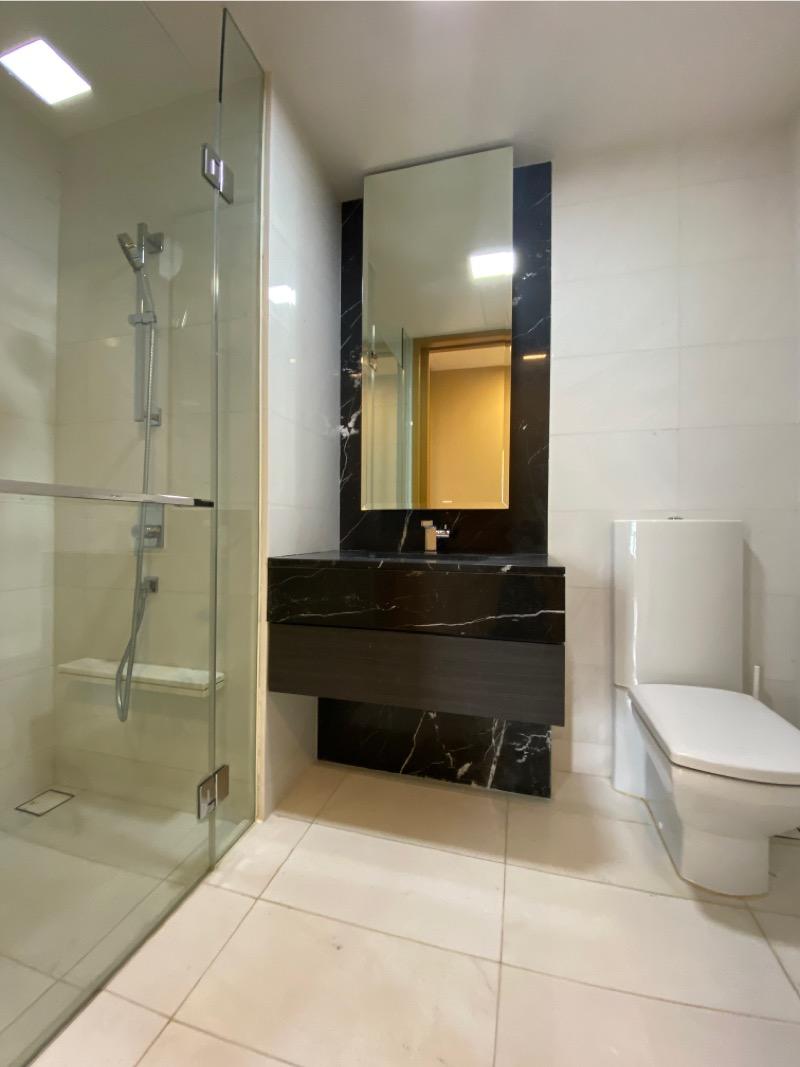 Condominium for Sale, Concourse Skyline Condominium For Sale, $2,300,000, 2 Bed 2 Bath 1,163 sqft $1,978.00 psf, SGD 2,300,000