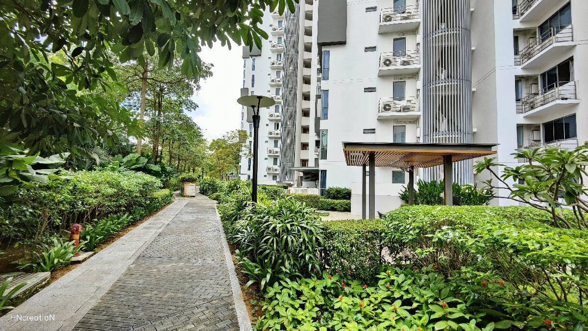 Condominium for Sale, Skies Miltonia Condominium For Sale, $2,360,000, 3 Bed 4 Bath 2,551 sqft $925.00 psf, SGD 2,360,000 | 99-year Leasehold
