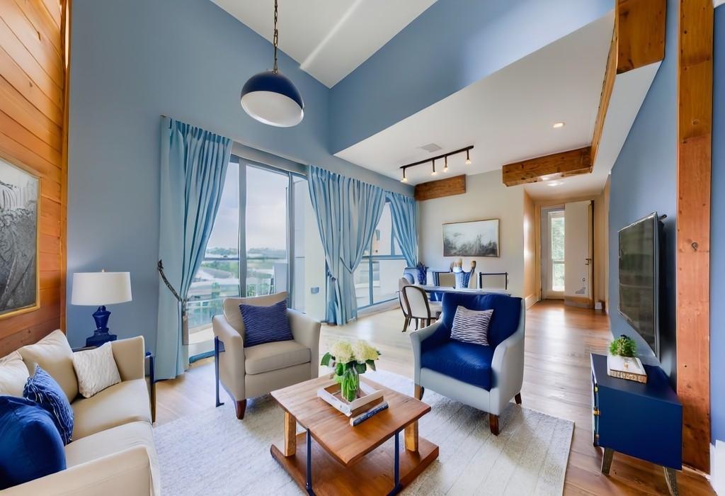 Condominium for Sale, Skies Miltonia Condominium For Sale, $2,360,000, 3 Bed 4 Bath 2,551 sqft $925.00 psf, SGD 2,360,000 | 99-year Leasehold