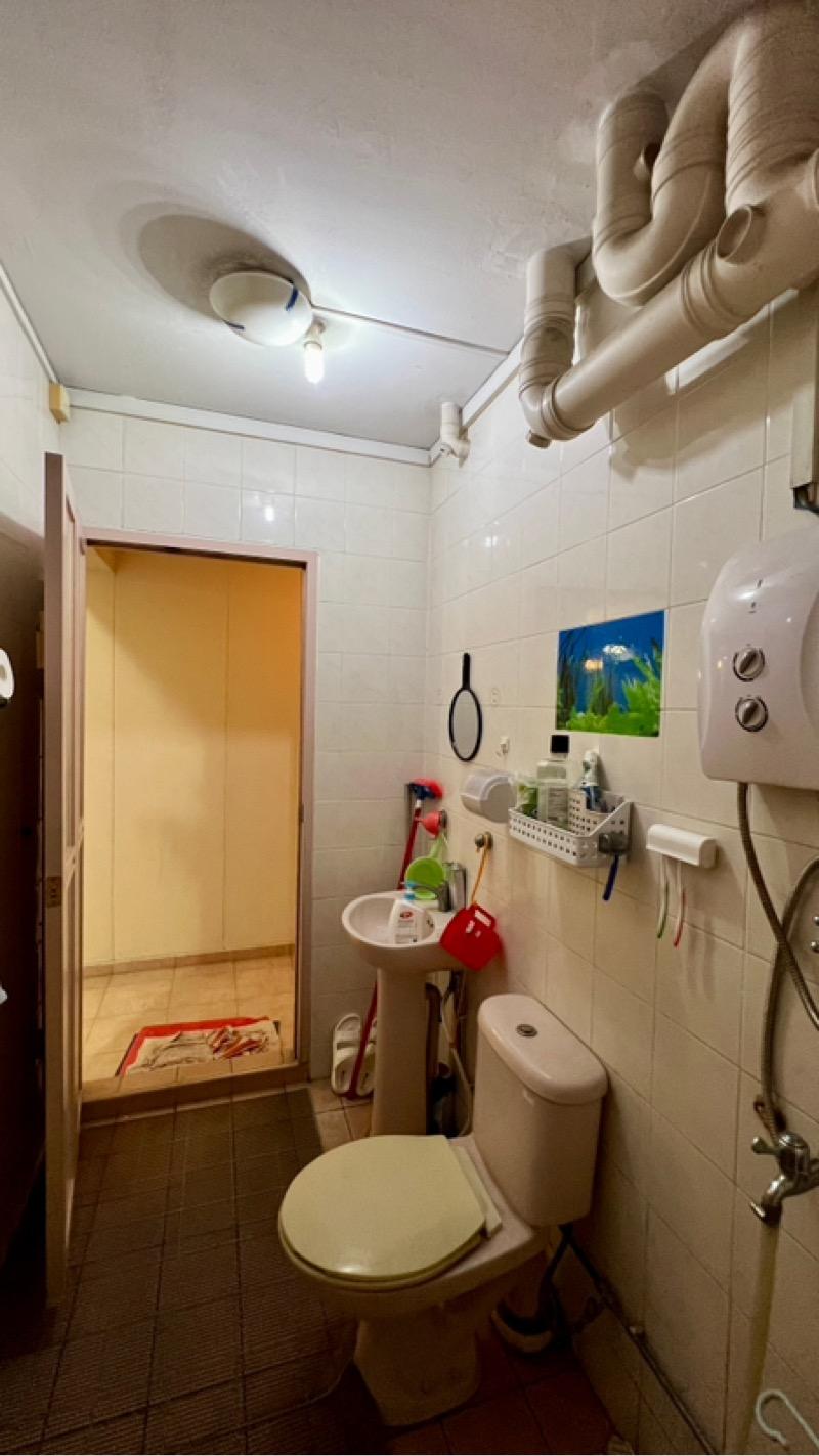 HDB Apartment for Sale, 519 Jelapang Road HDB Apartment For Sale, $818,888, 4 Bed 2 Bath 1,539 sqft $532.00 psf, SGD 818,888 | 99-year Leasehold