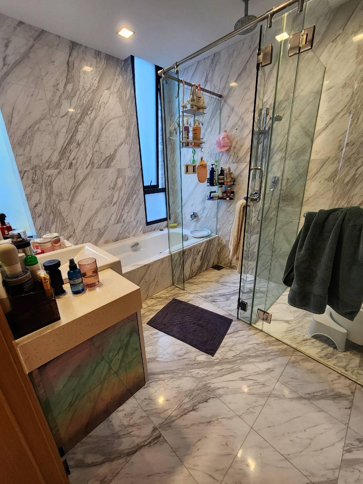 Detached for Sale, Mt Sinai Residences Detached House For Sale, $5,500,000, 4 Bed 5 Bath 6,318 sqft $871.00 psf, SGD 5,500,000 | 999-year Leasehold