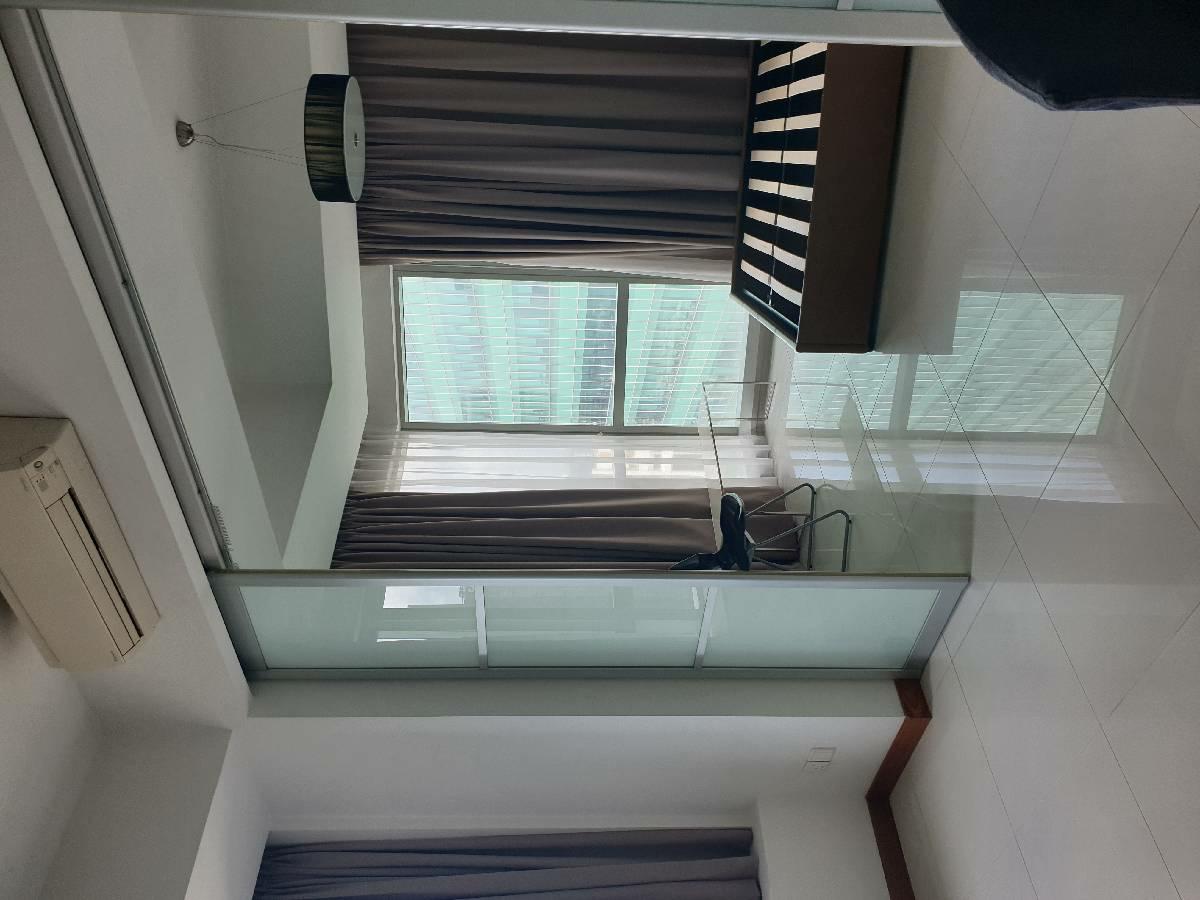 Prop-GPT: Apartment: D01 Marina The Sail @ Marina Bay